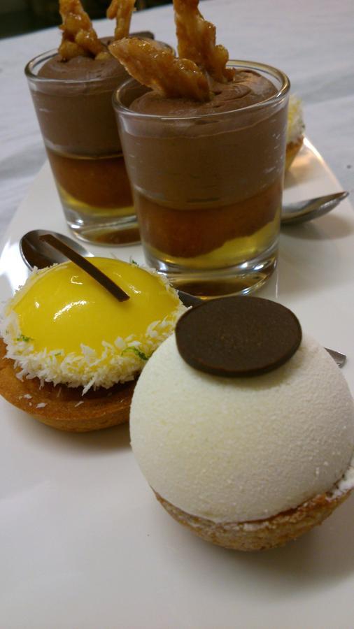 Maison D'Hotes Le Pre Gourmand - Adults Only Eyragues Zewnętrze zdjęcie
